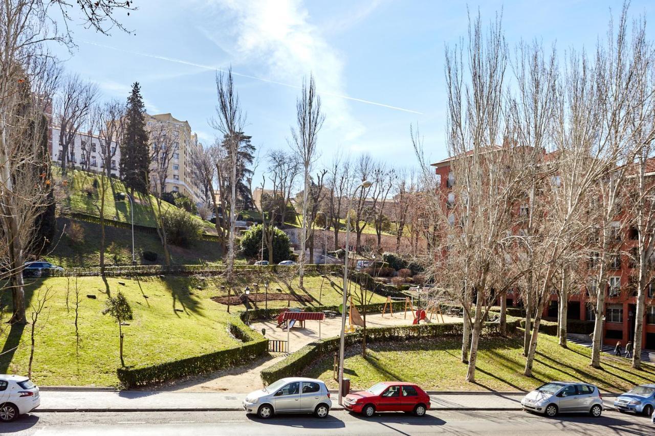 Downtown La Latina Grupos, By Monaro***** Apartment Madrid Exterior photo